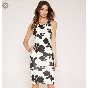 Black and white floral bodycon dress